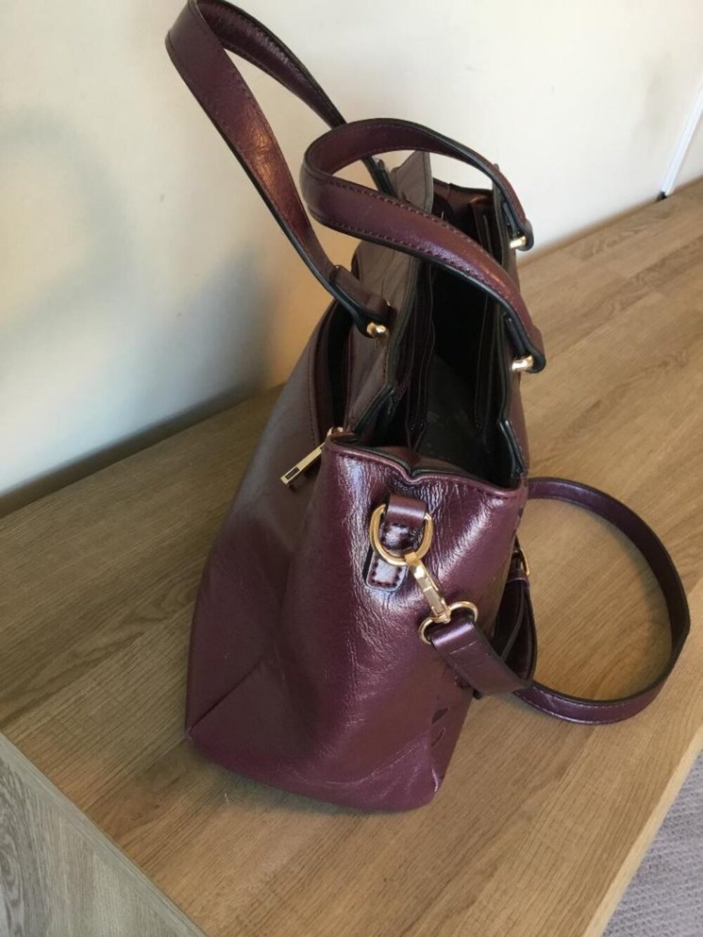 Mellow World Salome Floral Embossed Satchel Handbag Crossbody in Plum- 2 Straps - Picture 4 of 10